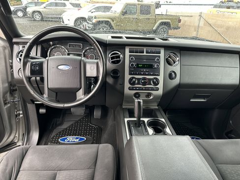 Used 2008 Ford Expedition XLT image 11