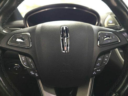 Used 2016 Lincoln MKC Reserve image 26