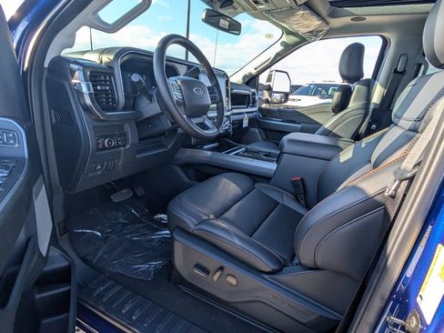 New 2026 Ford F250 Lariat w/ Black Appearance Package AWD/4WD image 9