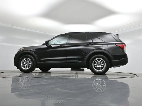 New 2026 Ford Explorer Active RWD image 52