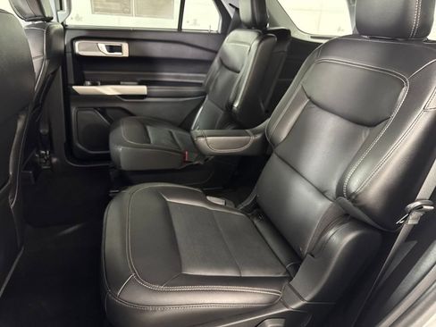 Used 2021 Ford Explorer Limited w/ Equipment Group 301A image 13