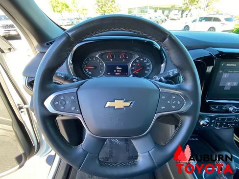 Used 2023 Chevrolet Traverse LT FWD image 38