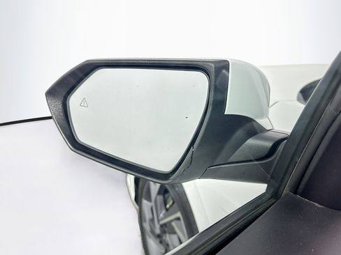 Used 2025 Hyundai Elantra SEL FWD image 16