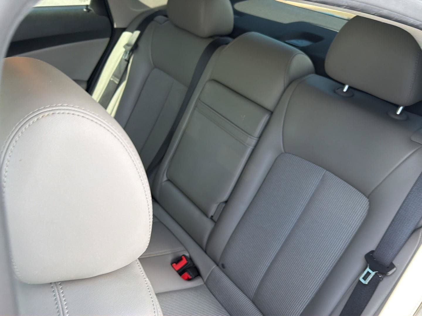 Used 2016 Buick Verano FWD image 29