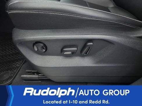 Used 2023 Volkswagen Atlas SE w/ Black Wheel Package FWD image 10