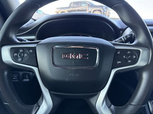 Used 2023 GMC Acadia SLE w/ Driver Convenience Package image 24