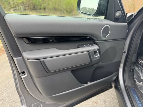 New 2026 Land Rover Discovery S AWD/4WD image 14