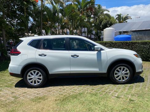 Used 2019 Nissan Rogue S FWD image 26