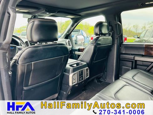 Used 2015 Ford F150 Platinum w/ Equipment Group 701A Luxury AWD/4WD image 18