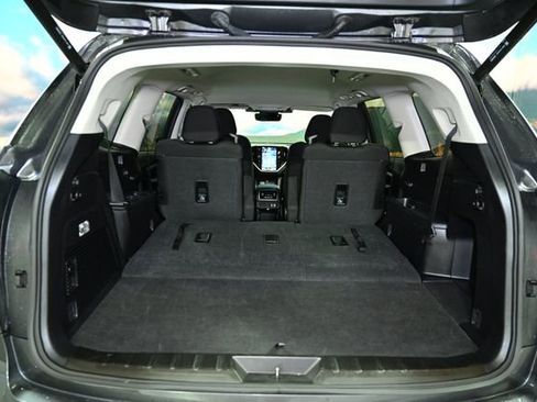 Used 2024 Subaru Ascent Premium w/ Convenience Package image 60