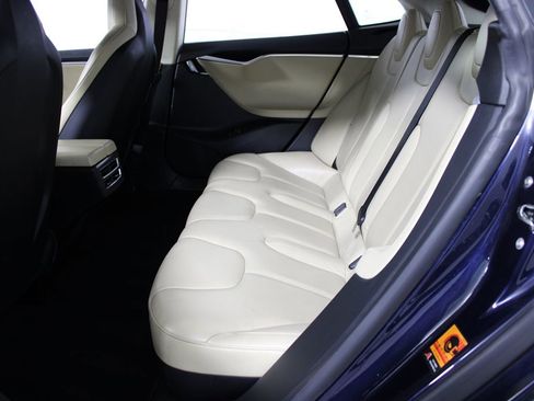 Used 2013 Tesla Model S Performance RWD image 45