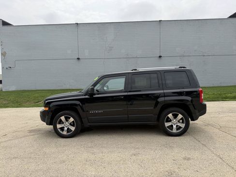Used 2017 Jeep Patriot High Altitude AWD/4WD image 4