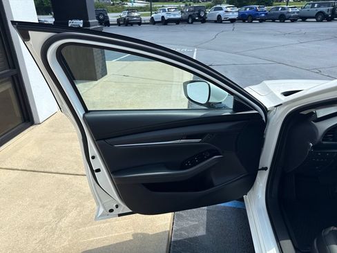 New 2026 MAZDA MAZDA3 2.5 S Sedan w/ Preferred Pkg FWD image 25