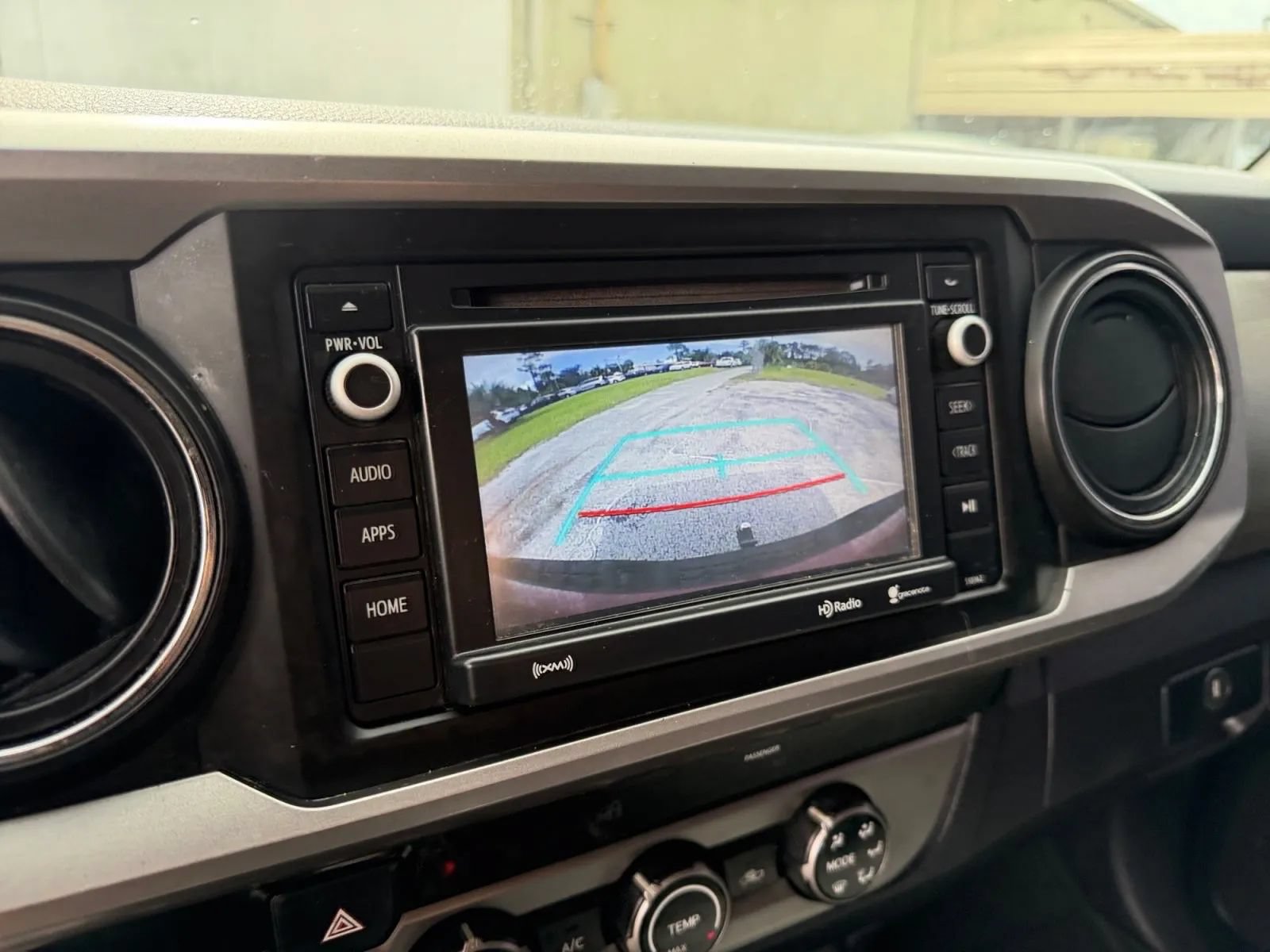 Used 2016 Toyota Tacoma SR5 AWD/4WD image 22