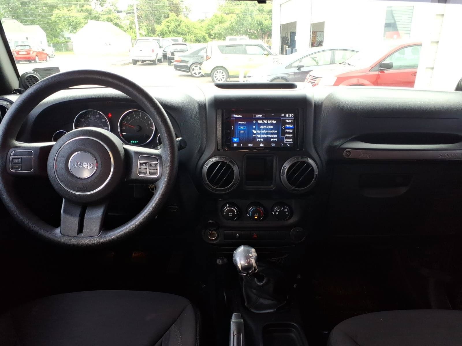 Used 2013 Jeep Wrangler Unlimited Sport AWD/4WD image 8