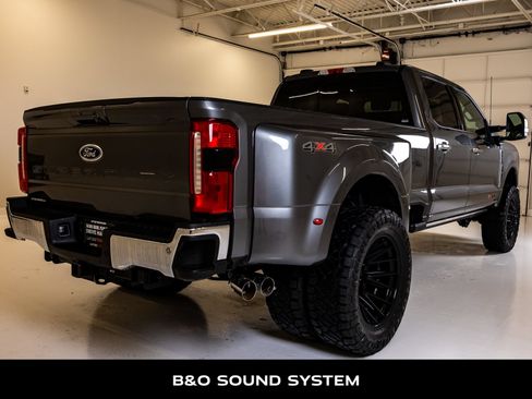 Used 2026 Ford F350 Lariat w/ Lariat Ultimate Package AWD/4WD image 10