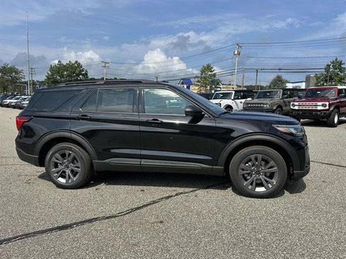 New 2027 Ford Explorer Active w/ Active Comfort Package AWD/4WD image 3