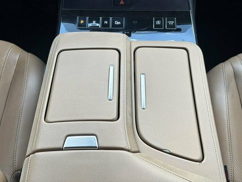 Used 2025 INFINITI QX80 Luxe AWD/4WD image 32