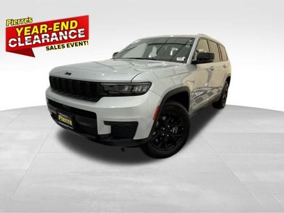 Used 2024 Jeep Grand Cherokee L Laredo