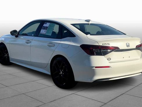 Used 2025 Honda Civic Sport image 11