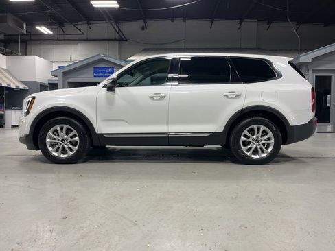 Used 2020 Kia Telluride LX FWD image 4