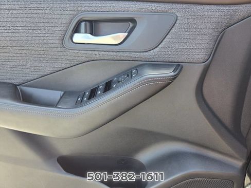 Used 2023 Nissan Rogue SV FWD image 29