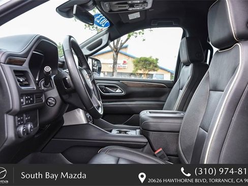 Used 2023 Chevrolet Suburban Premier image 16