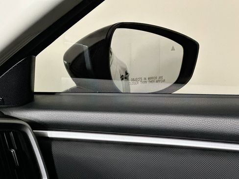 Certified 2025 MAZDA CX-50 AWD 2.5 S w/ Premium Package image 25