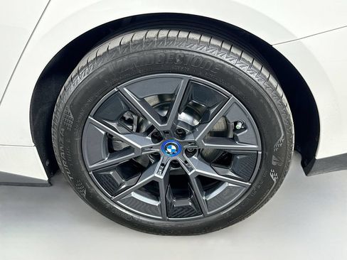 Used 2024 BMW i4 eDrive35 w/ Convenience Package RWD image 32