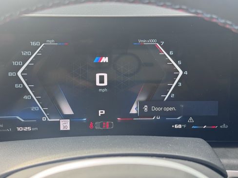 Used 2025 BMW X6 M60i w/ Parking Assistance Package image 24