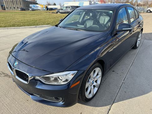 Used 2013 BMW 335i xDrive 4dr Sdn 335i xDrive AWD image 2