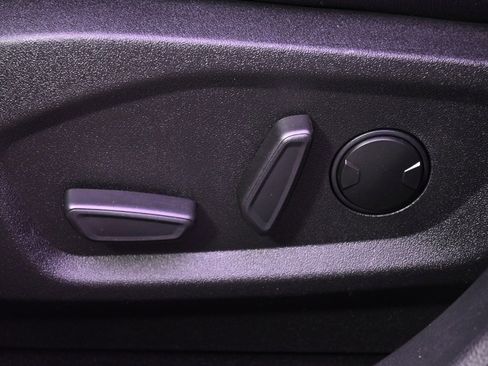 Used 2024 Ford Edge ST image 14