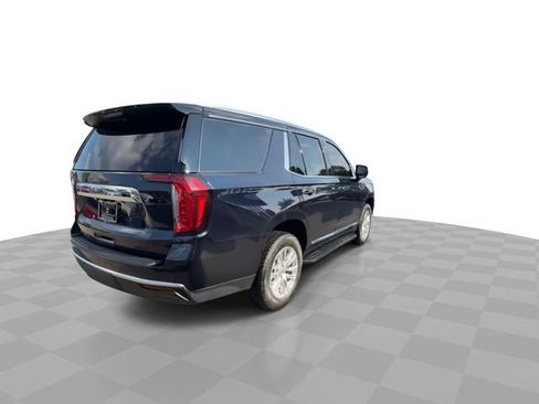 Used 2024 GMC Yukon SLT w/ SLT Luxury Package AWD/4WD image 7