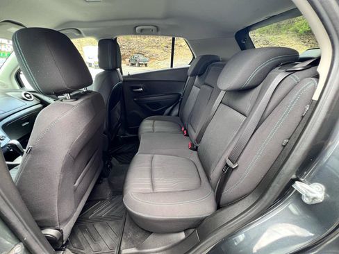 Used 2016 Chevrolet Trax LT w/ LPO, Protection Package image 18