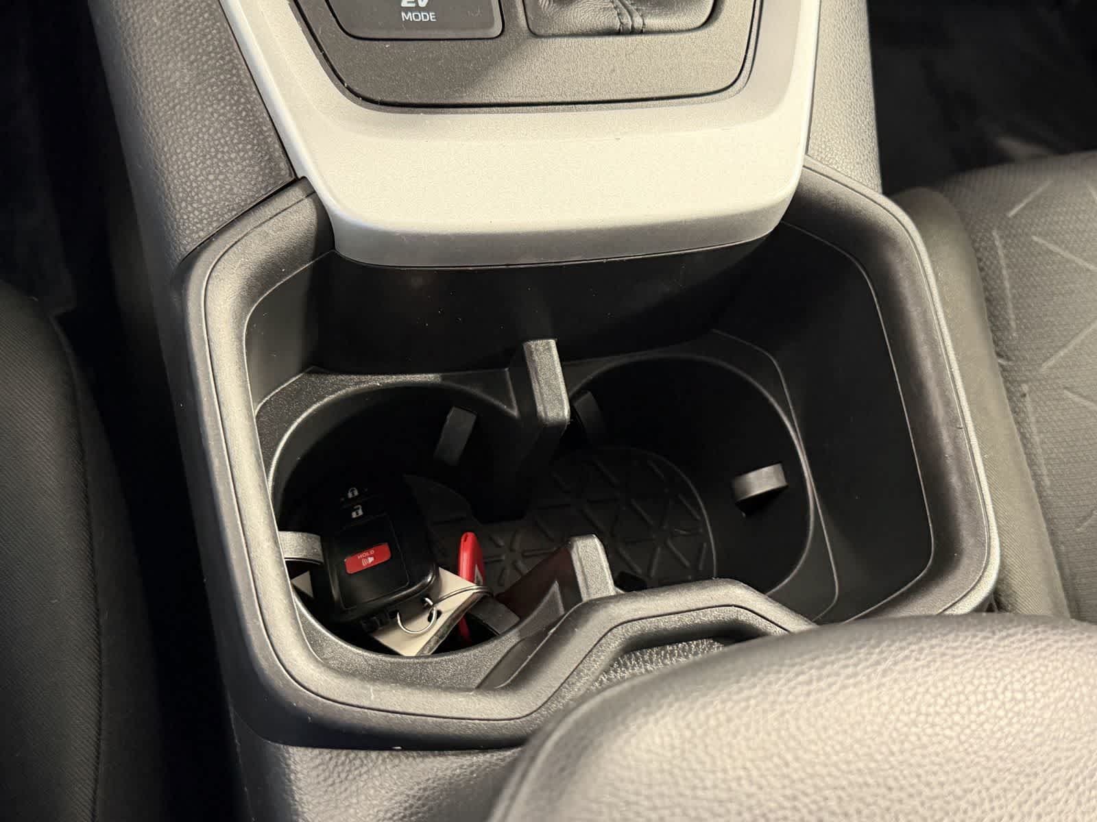 Used 2023 Toyota RAV4 AWD Hybrid image 22