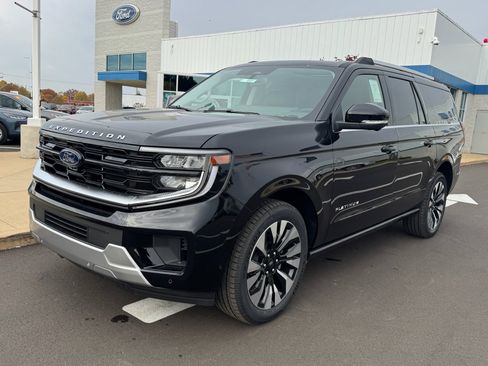 New 2025 Ford Expedition Max Platinum w/ Driver's Package image 5