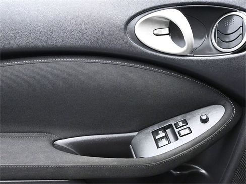 Used 2020 Nissan 370Z Touring w/ Aerodynamics Package image 7