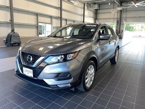 Used 2022 Nissan Rogue Sport SV AWD/4WD image 5
