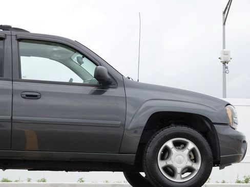 Used 2007 Chevrolet TrailBlazer LS w/ LS Preferred Equipment Group AWD/4WD image 27