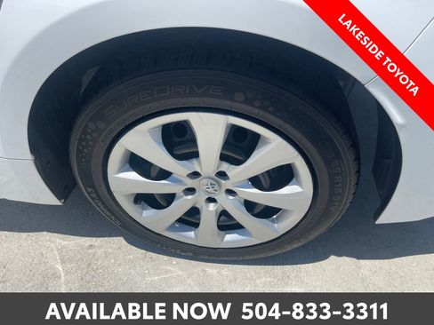 Used 2024 Toyota Corolla LE FWD image 12