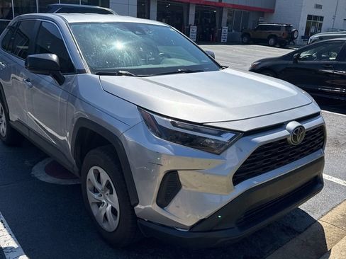 Used 2023 Toyota RAV4 LE image 4