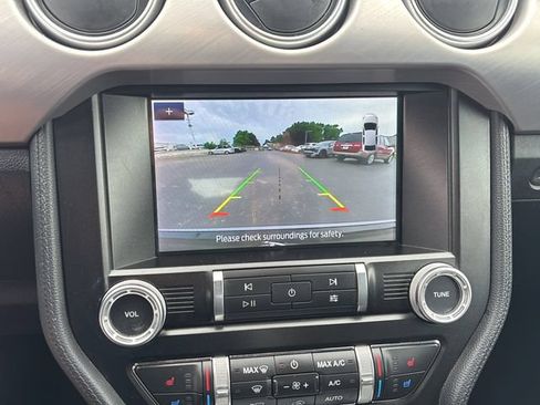 Used 2022 Ford Mustang Premium RWD image 23