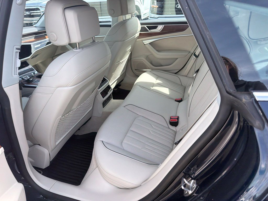 Used 2023 Audi A7 Prestige w/ Luxury Package AWD/4WD image 14