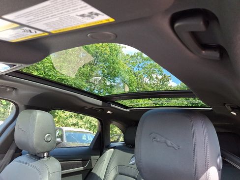 Used 2022 Jaguar F-PACE S image 14