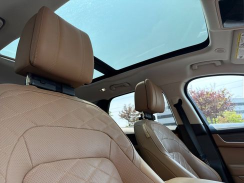 Used 2023 Jaguar F-PACE S AWD/4WD image 13