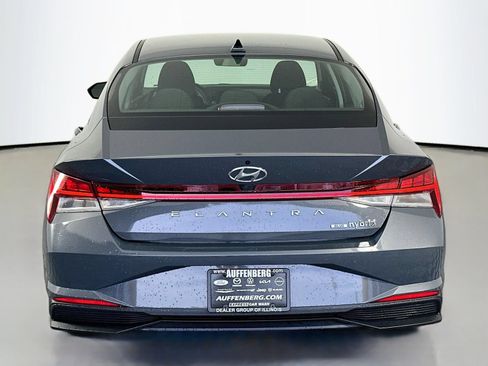 Used 2023 Hyundai Elantra Blue FWD image 6
