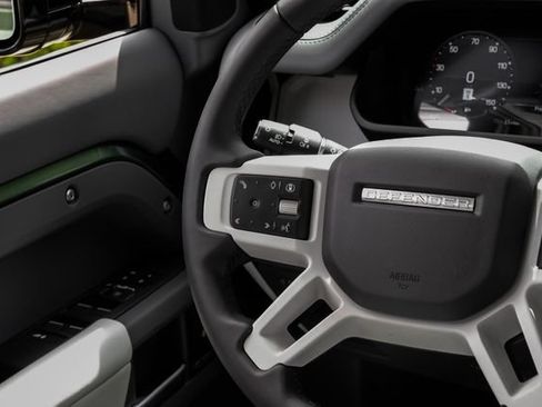 New 2026 Land Rover Defender 130 X-Dynamic SE AWD/4WD image 24