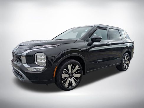 New 2025 Mitsubishi Outlander SEL image 7