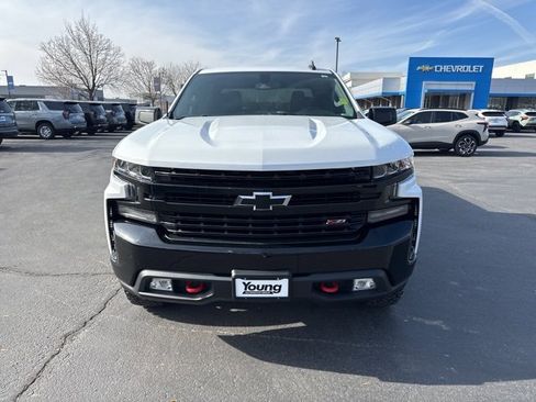 Used 2020 Chevrolet Silverado 1500 LT Trail Boss image 2