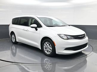 Used 2023 Chrysler Voyager LX video 1